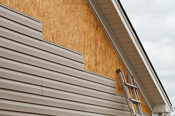 24/7 Emergency Vinyl Siding experts in Tryon, NC